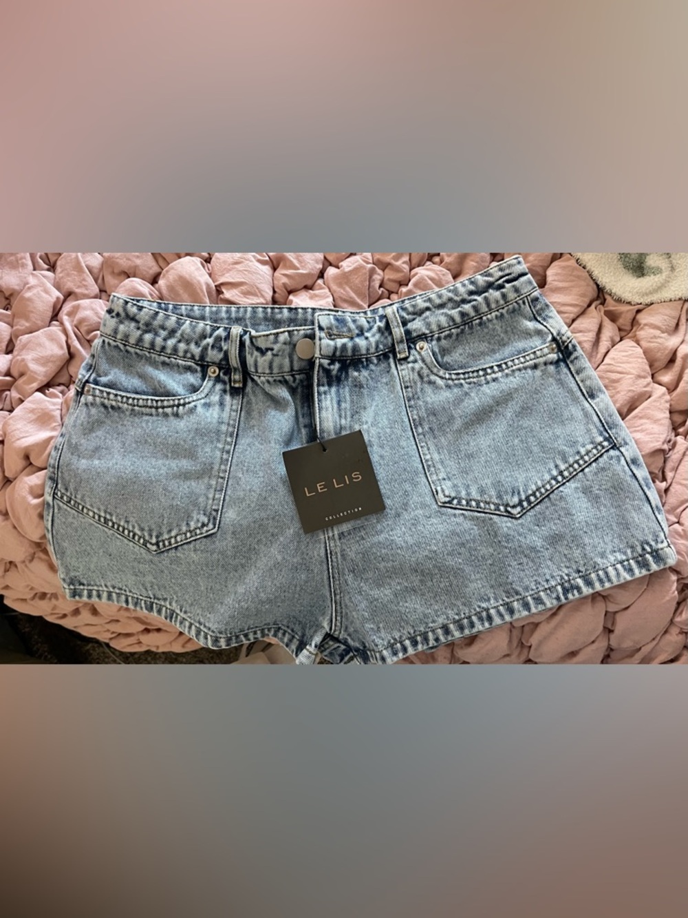 Le Lis Light Blue Denim Short Shorts M NWT